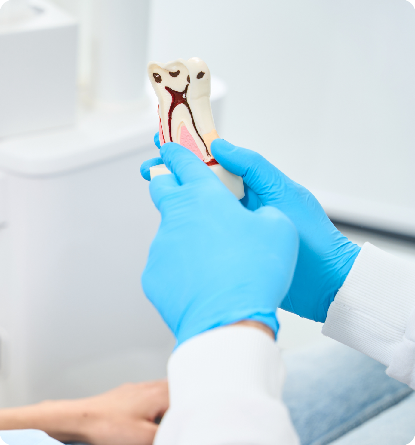 traitement-racines-dentaires-paris-11