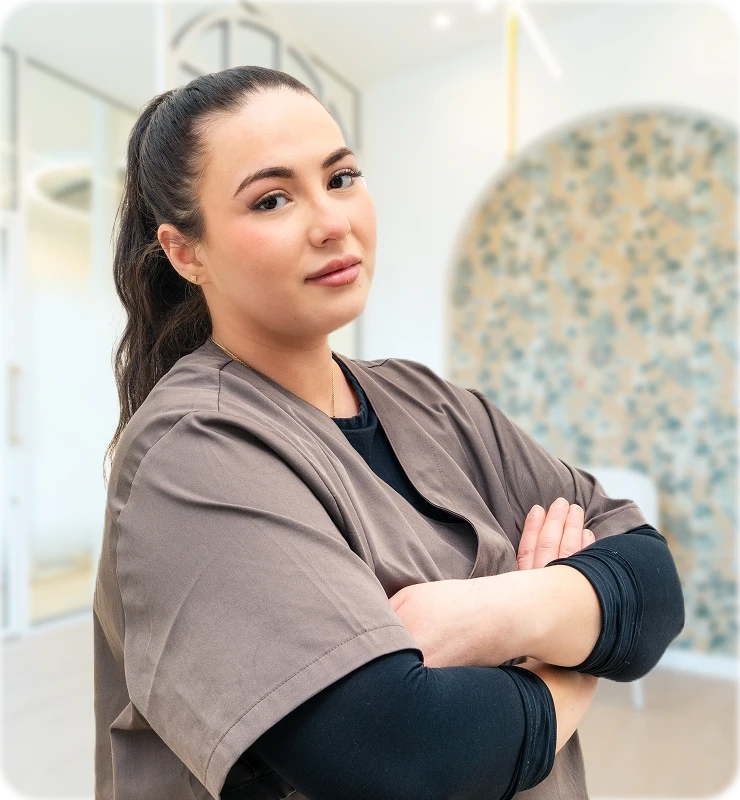 anais-assistante-dentaire-paris